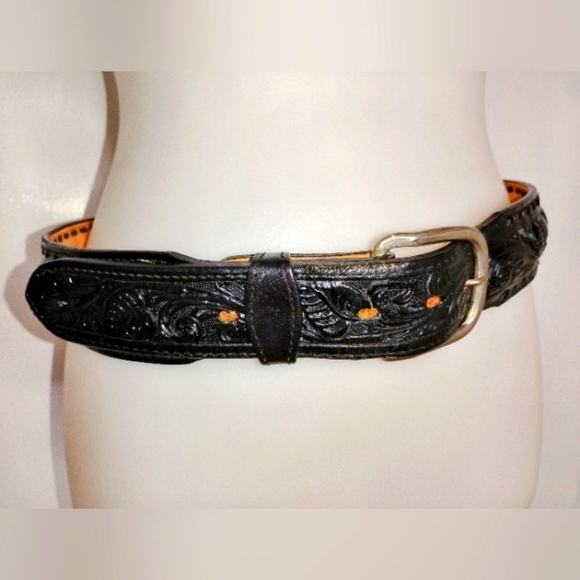 CIRCLE OF YOAKUM HANDMADE BELT - Picture 1 of 11